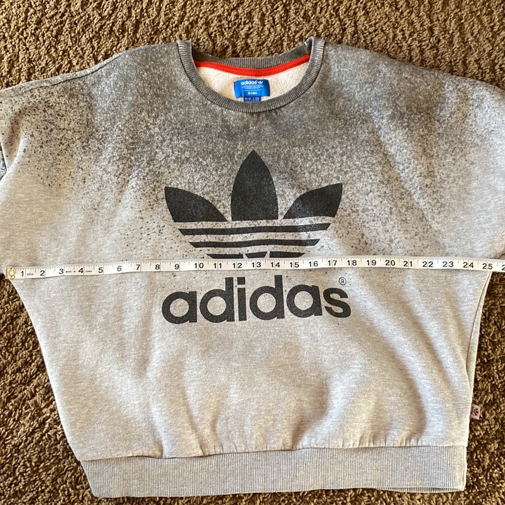Adidas pullover sweater. - Picture 4 of 4